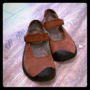 Keen shoes